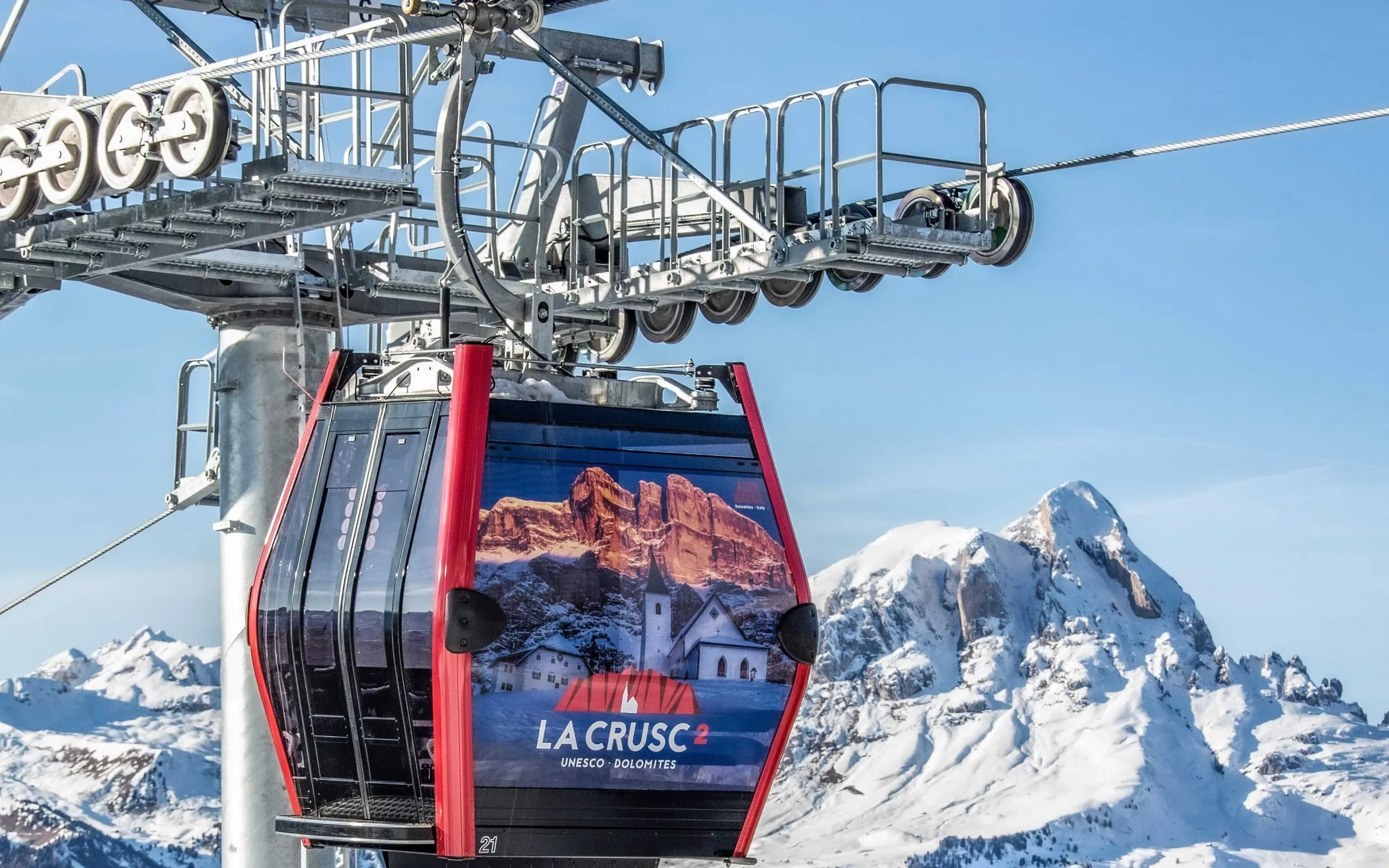 La Crusc 2 cable car in the Dolomites