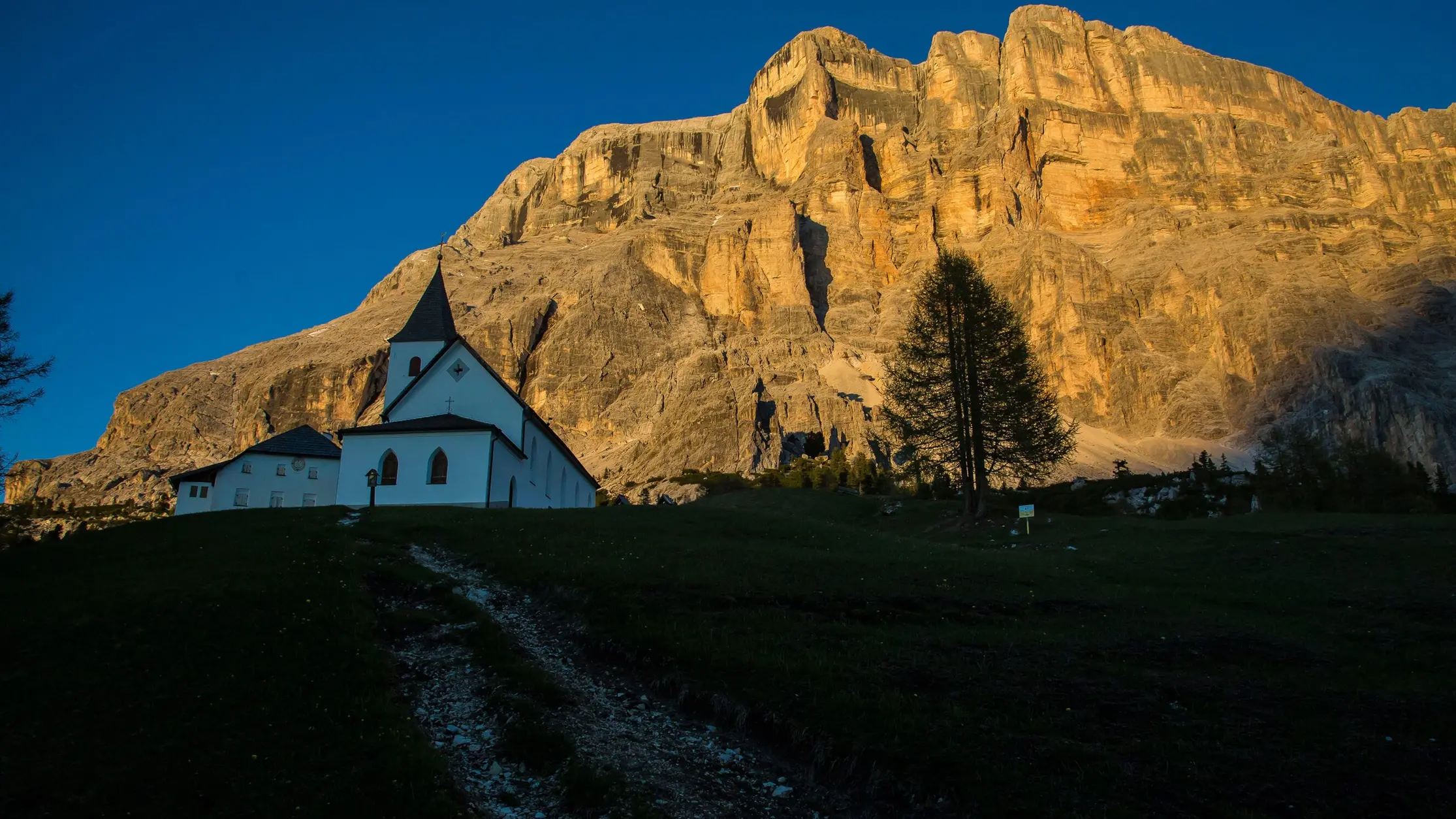 Chiesa di Santa Croce/La Crusc