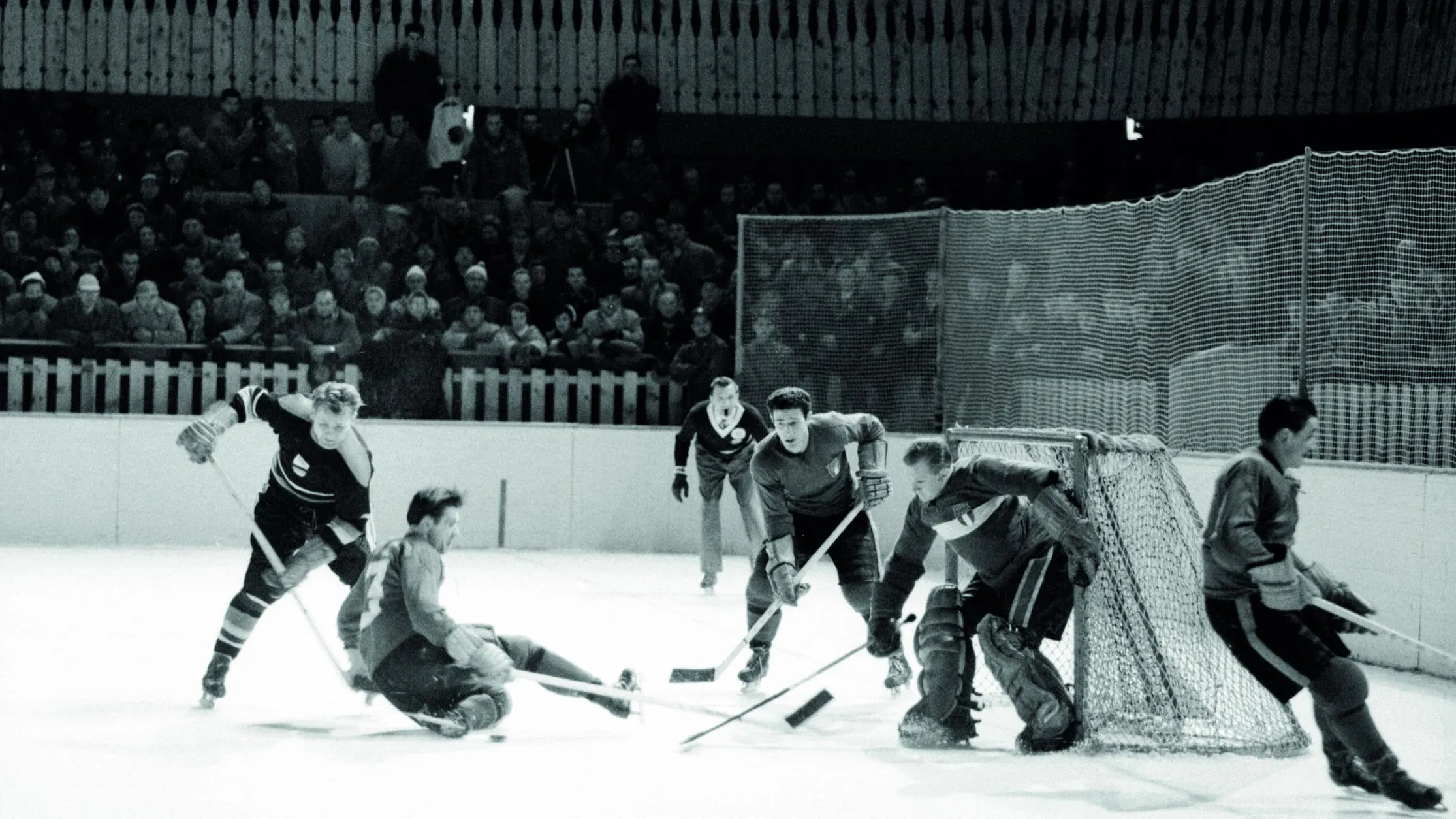 13 Olimpiades 1956