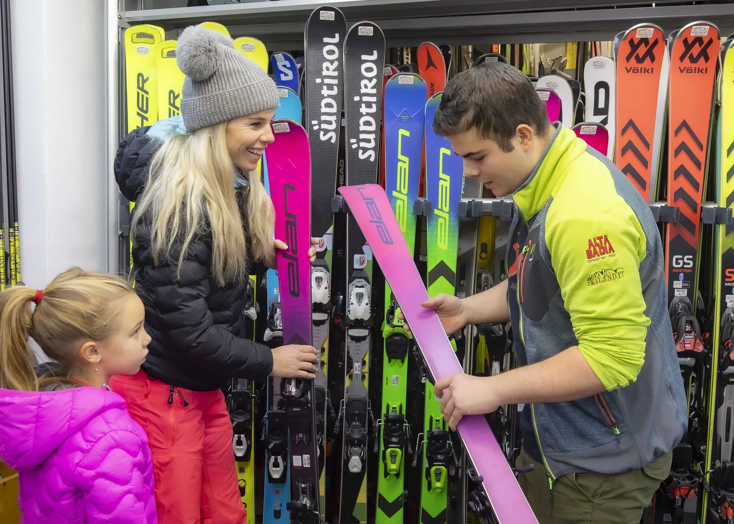 Ski rental in Badia Skiland